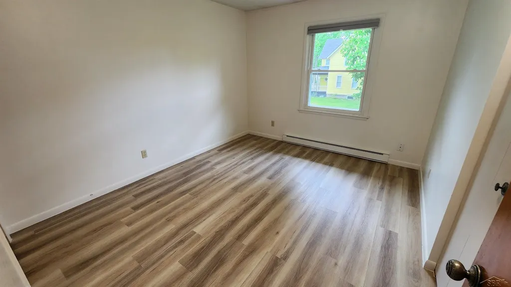 240 W Tuscola Unit 15 Street Frankenmuth City MI 48734