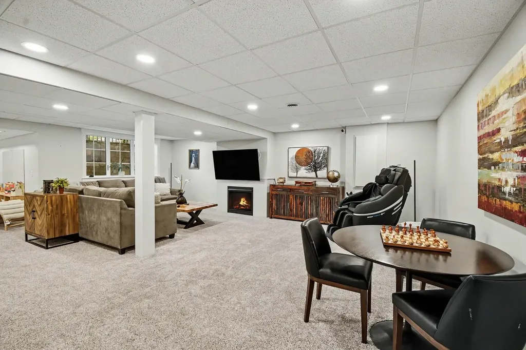 6715 Deer Run Trail Saginaw Charter Township MI 48603