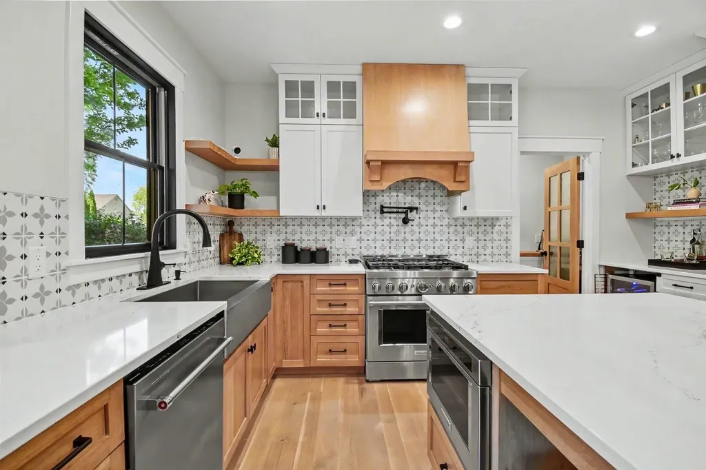 6715 Deer Run Trail Saginaw Charter Township MI 48603