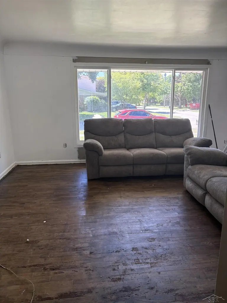 2518 Whitemore Place Saginaw City MI 48602
