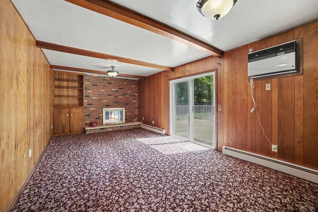 1870 W Packard Drive Saginaw Charter Township MI 48638