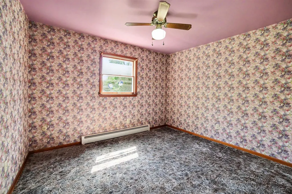 1870 W Packard Drive Saginaw Charter Township MI 48638