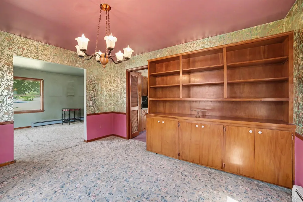 1870 W Packard Drive Saginaw Charter Township MI 48638