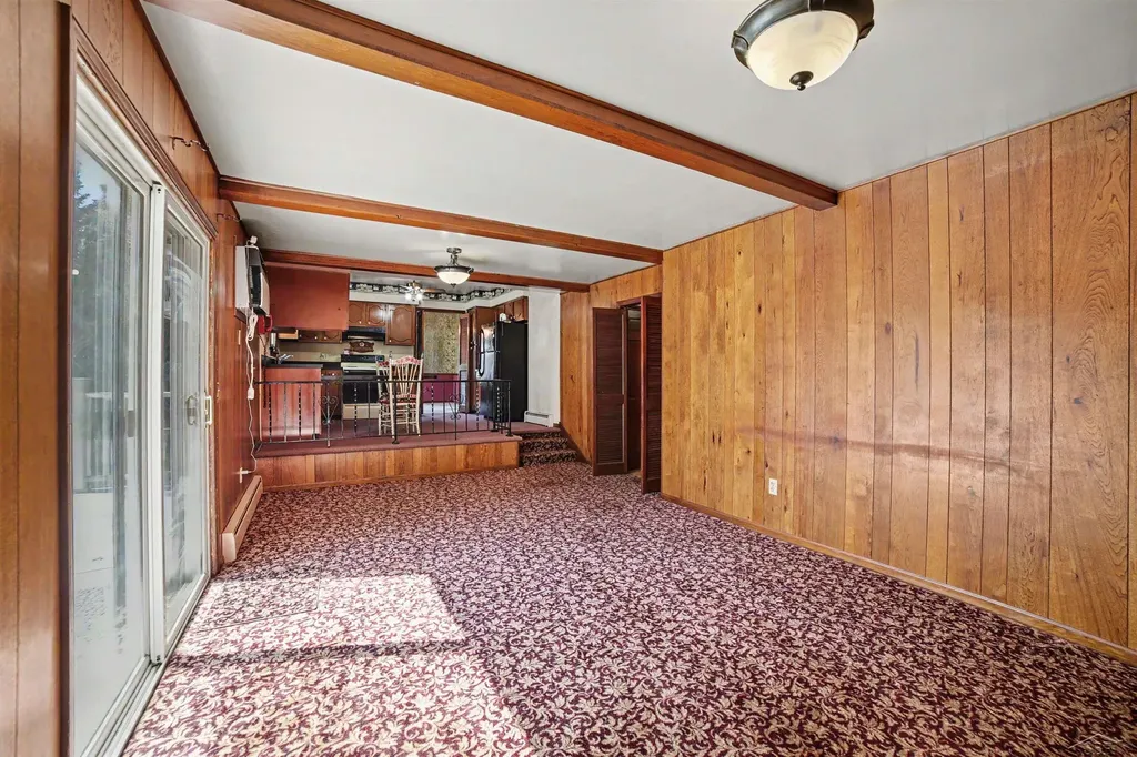 1870 W Packard Drive Saginaw Charter Township MI 48638