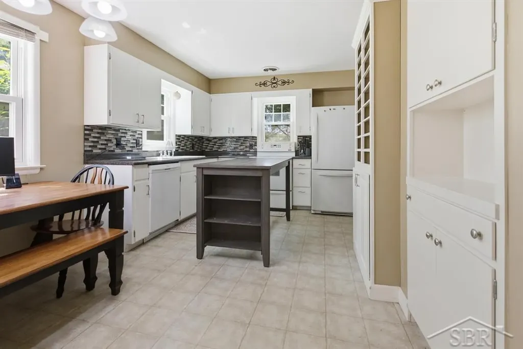 1405 Helen Street Bay City City MI 48708
