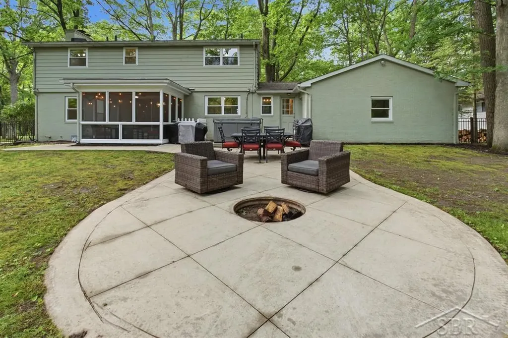 3408 Marvo Court Midland City MI 48640