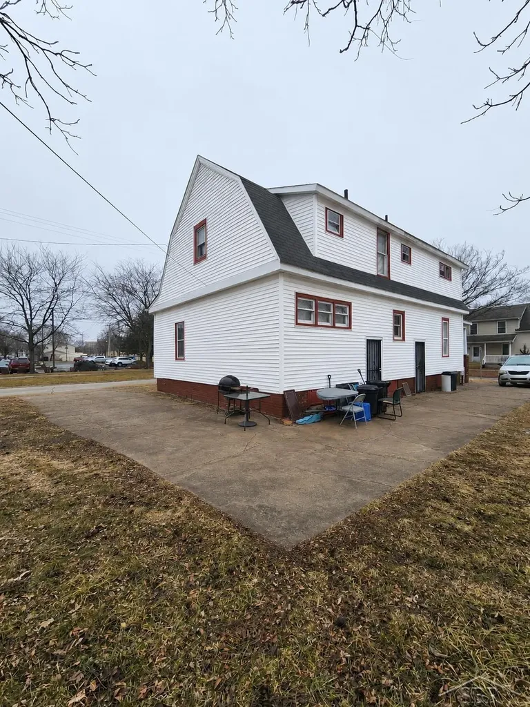 620 Meredith Street Saginaw City MI 48601