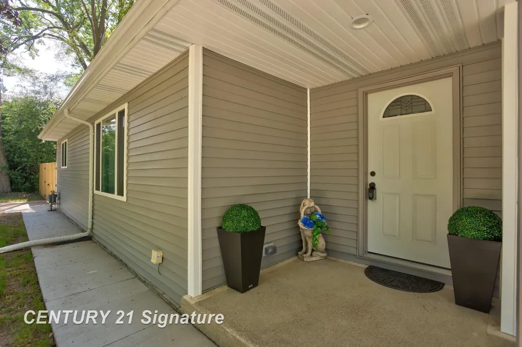 3155 Walters Drive Buena Vista Charter Township MI 48601