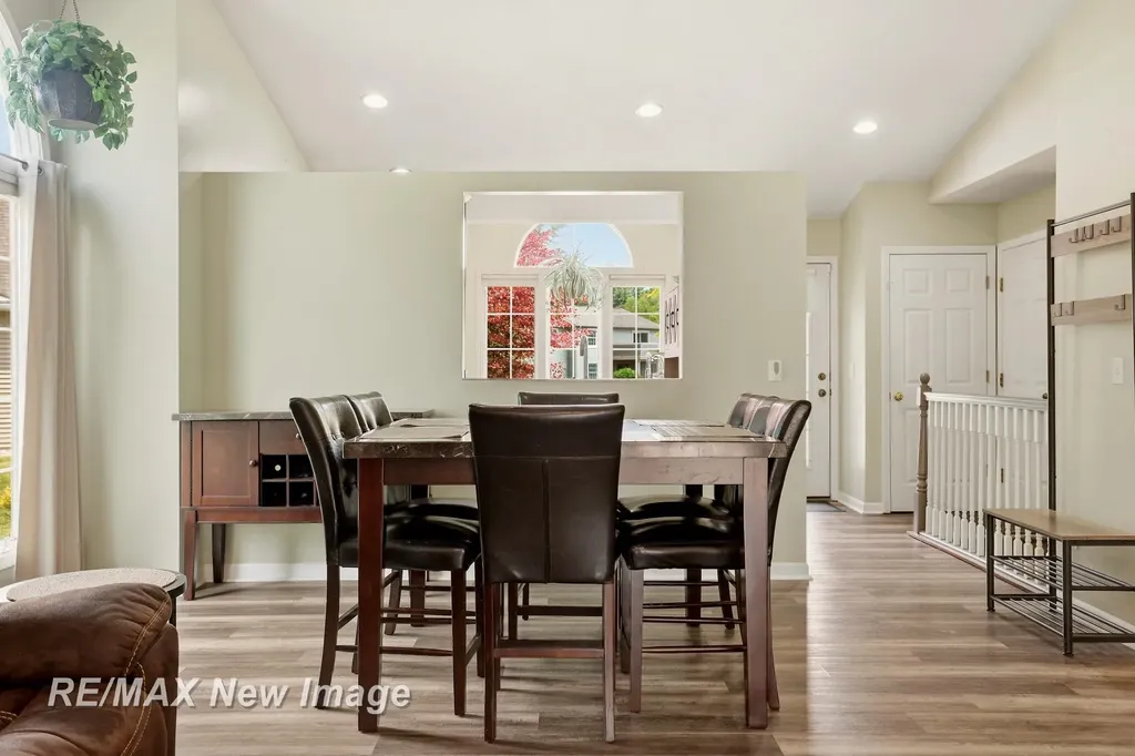6097 Foxwood Court Saginaw Charter Township MI 48638