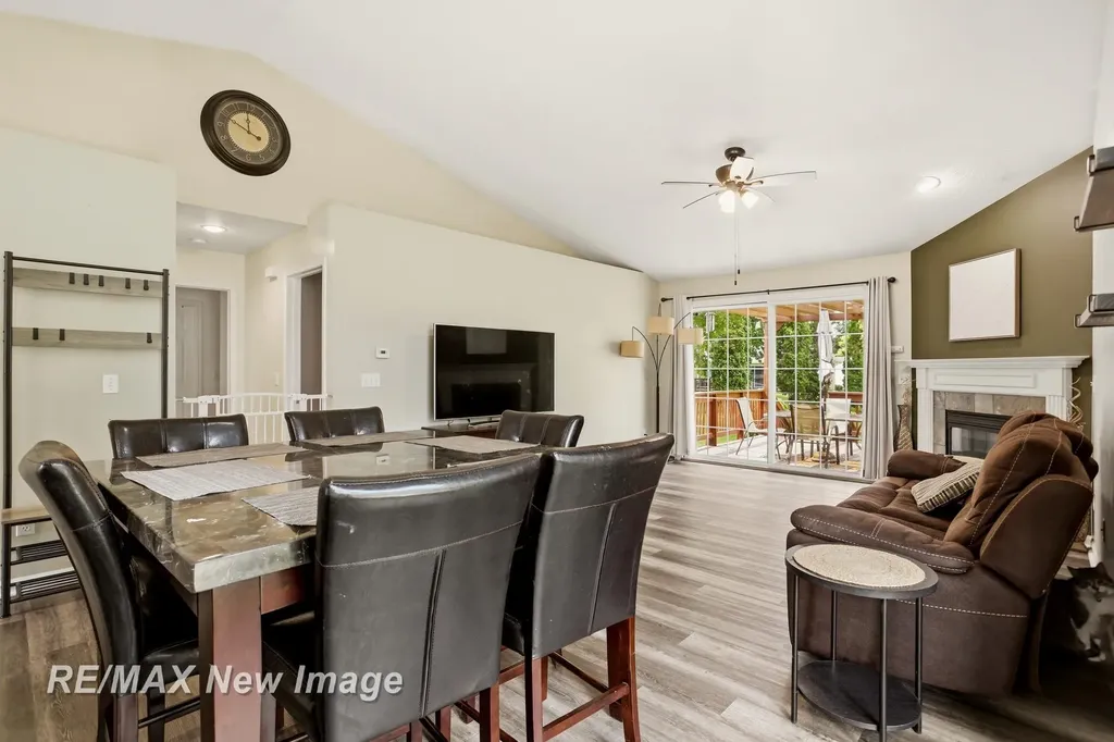 6097 Foxwood Court Saginaw Charter Township MI 48638