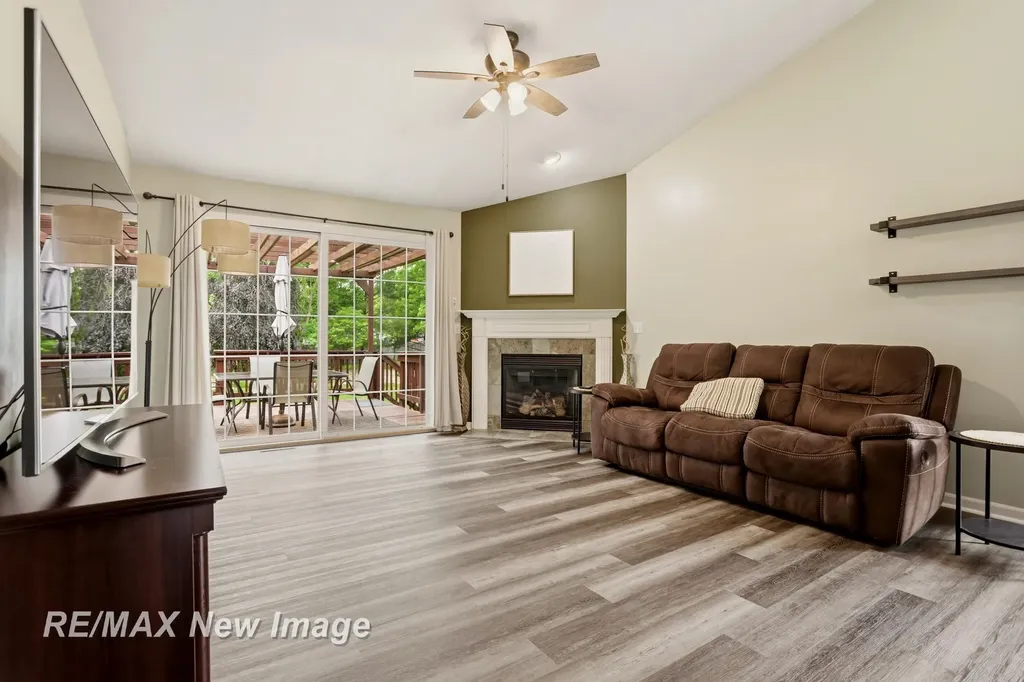 6097 Foxwood Court Saginaw Charter Township MI 48638