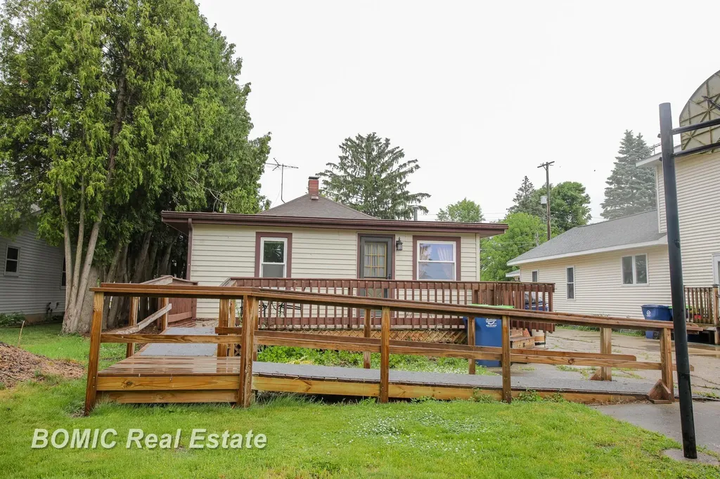 7920 Ash Street Birch Run Village MI 48415