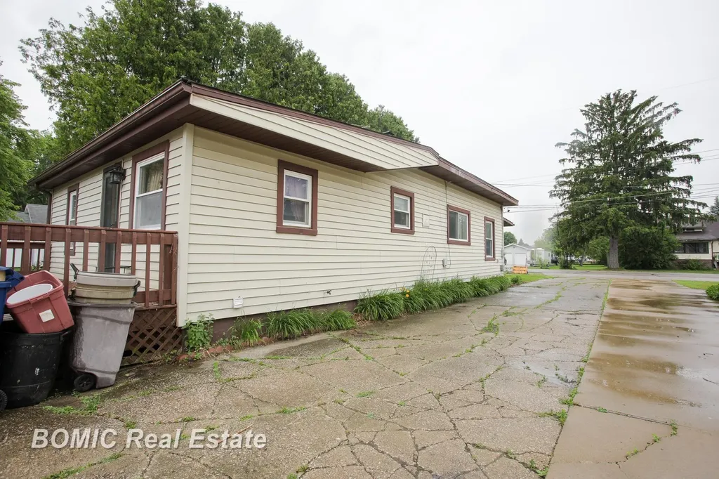 7920 Ash Street Birch Run Village MI 48415