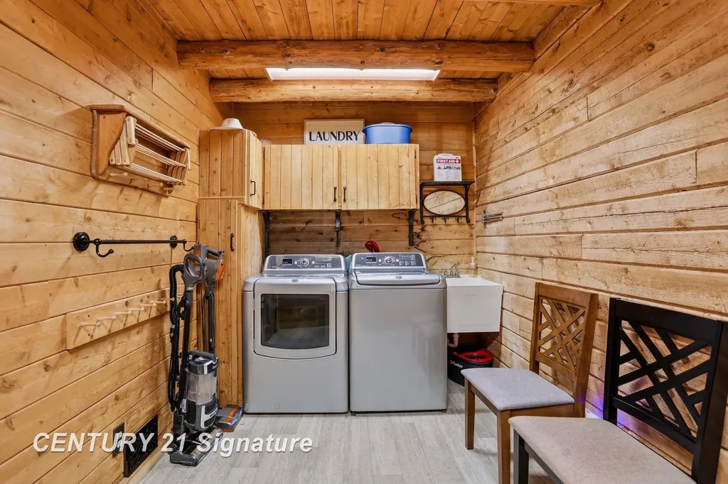 3926 Ball Road Juniata Township MI 48723