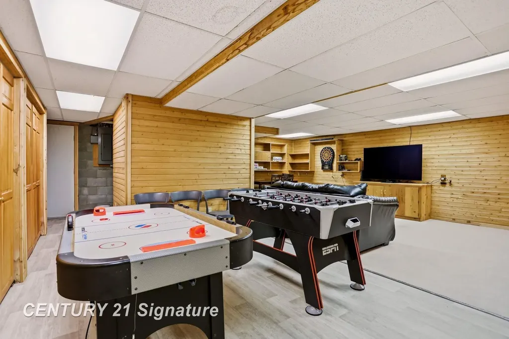 3926 Ball Road Juniata Township MI 48723
