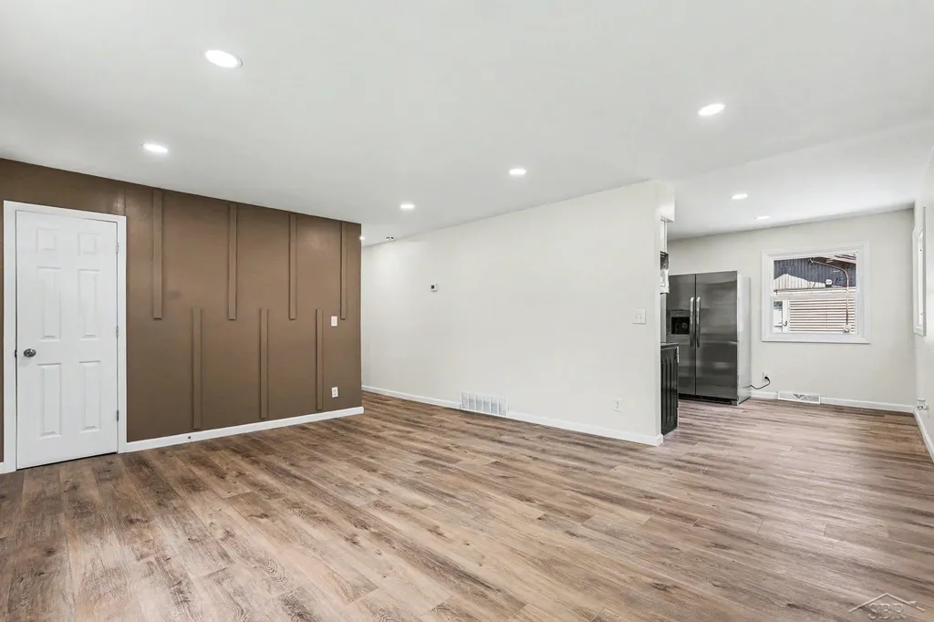 4841 Eva Street Buena Vista Charter Township MI 48601