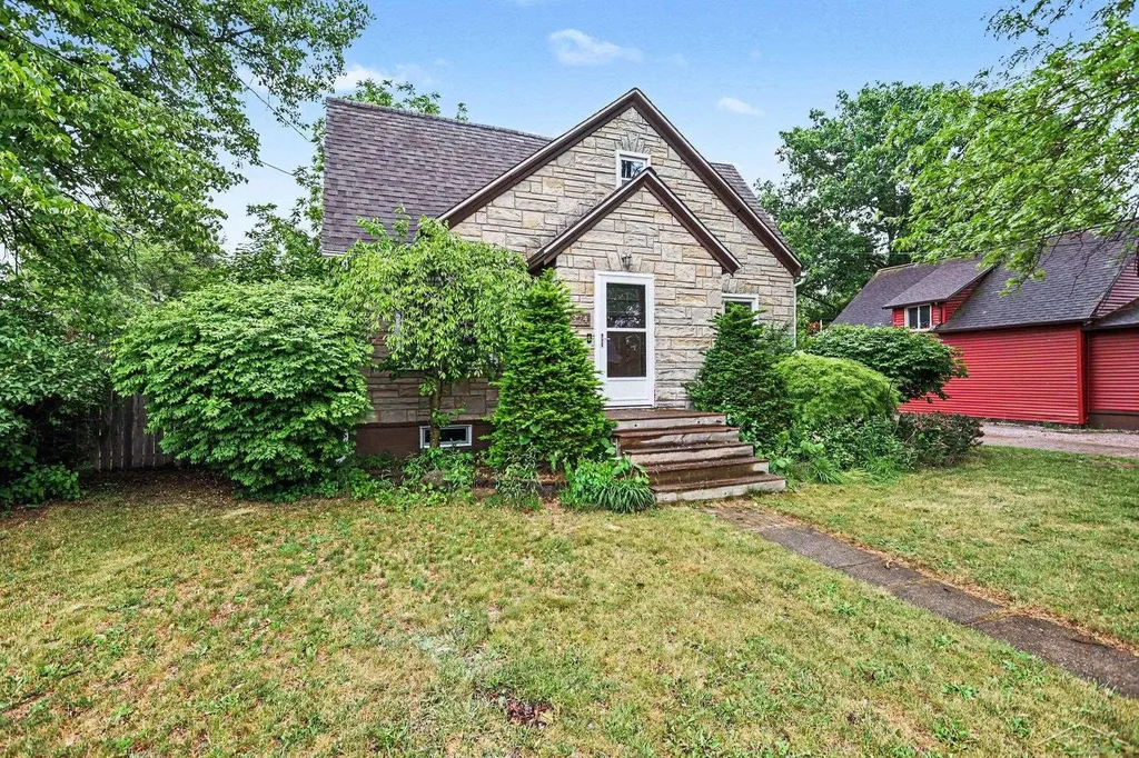 3374 Winter Street Carrollton Township MI 48604