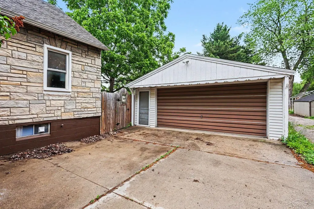 3374 Winter Street Carrollton Township MI 48604