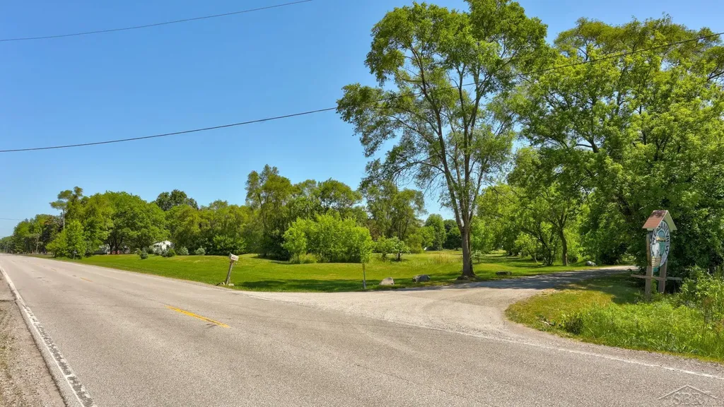 VL-09 Barnard Road Saginaw Charter Township MI 48603