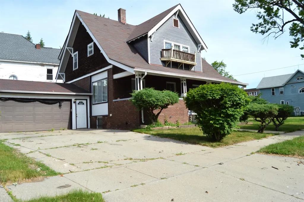 525 Owen Street Saginaw City MI 48607