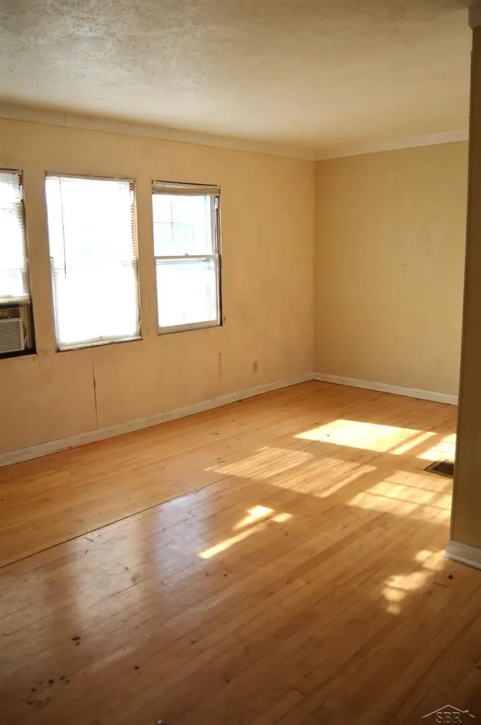 525 Owen Street Saginaw City MI 48607