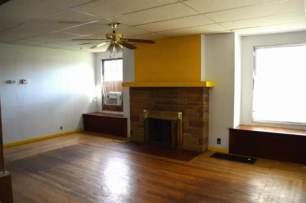 525 Owen Street Saginaw City MI 48607