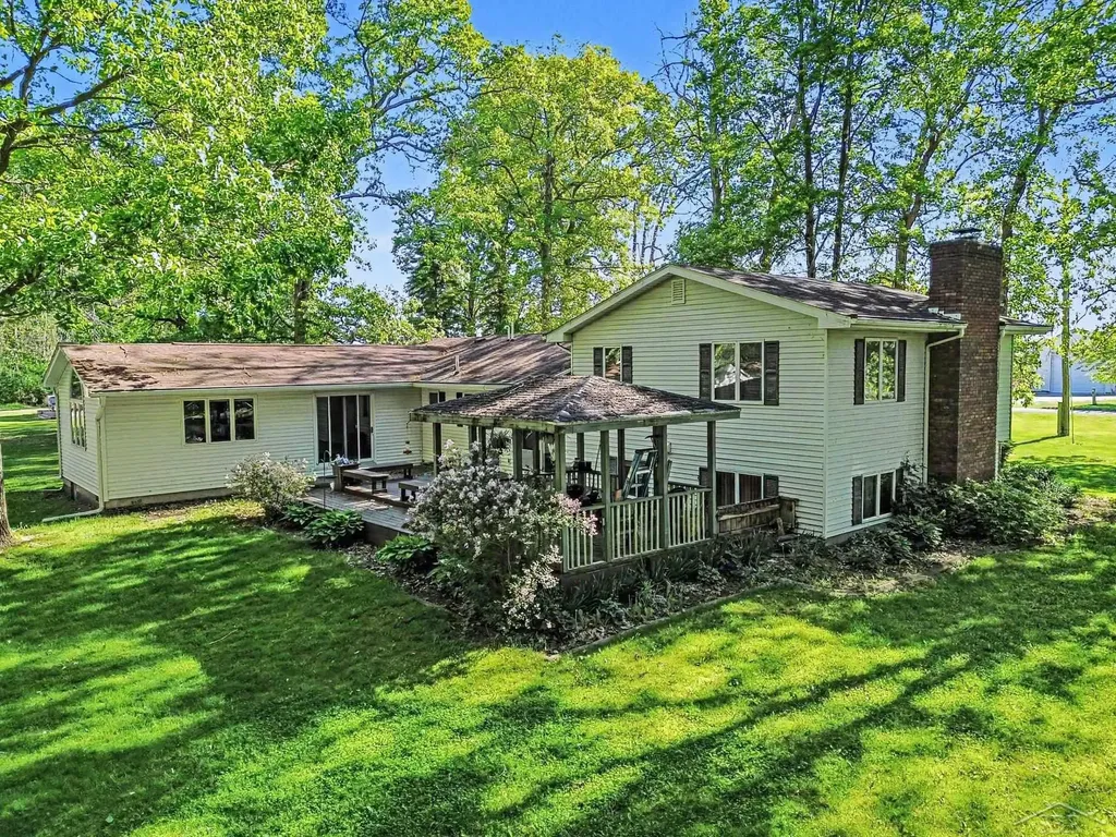 177 N Cotter Road Hampton Charter Township MI 48732