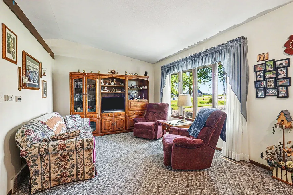 177 N Cotter Road Hampton Charter Township MI 48732