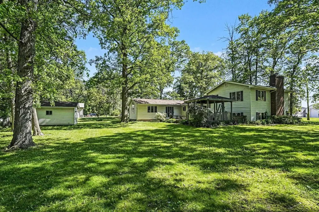 177 N Cotter Road Hampton Charter Township MI 48732