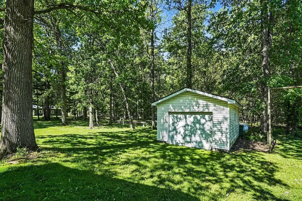 177 N Cotter Road Hampton Charter Township MI 48732
