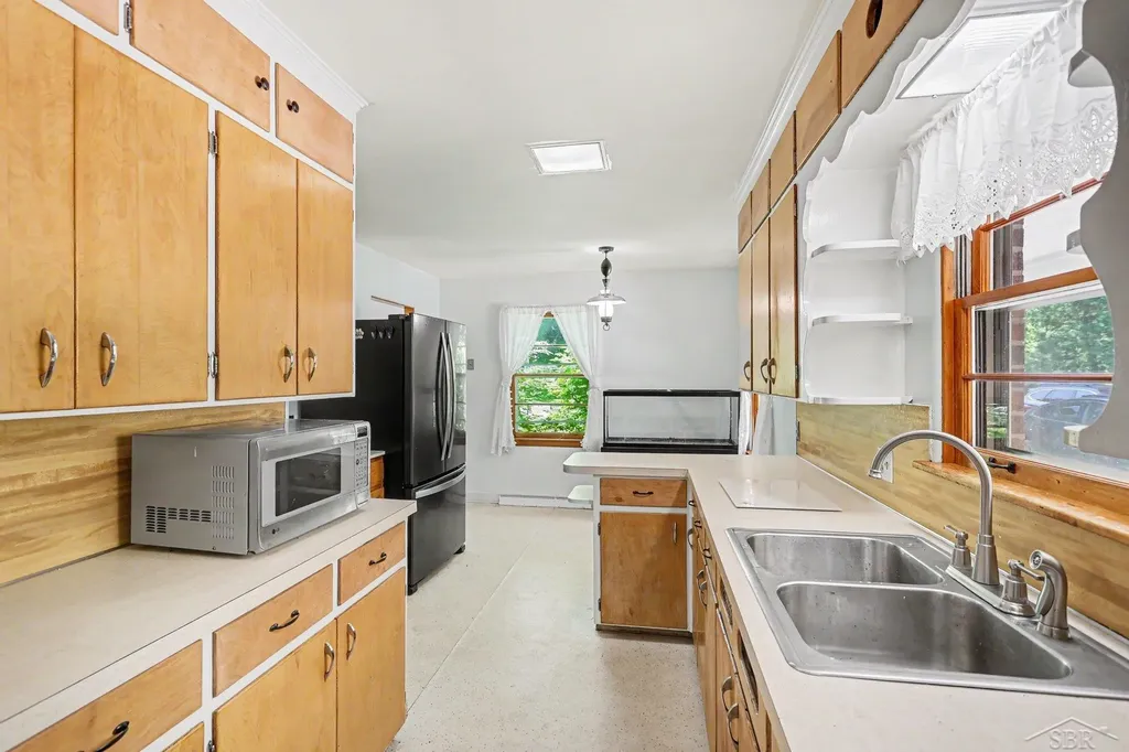 4270 Shattuck Road Saginaw Charter Township MI 48603