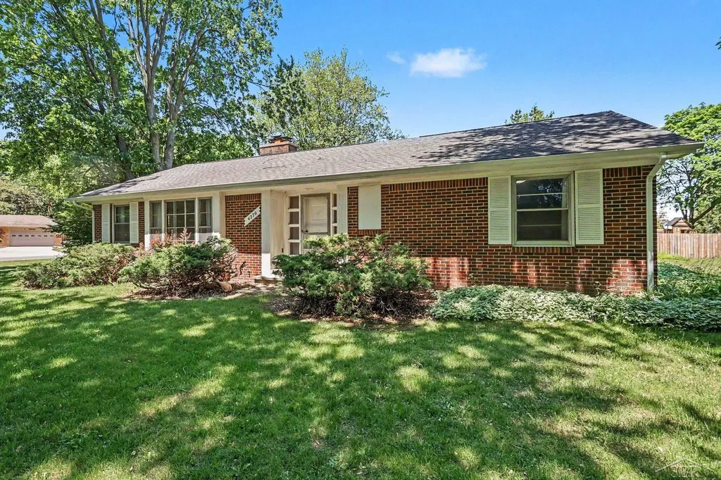 4270 Shattuck Road Saginaw Charter Township MI 48603