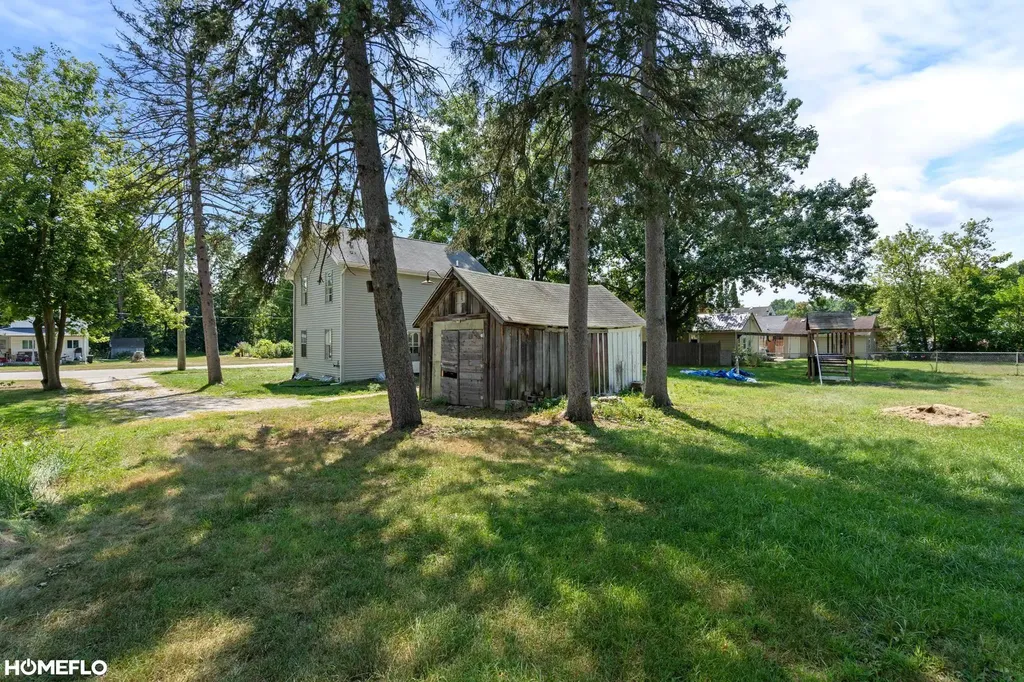 240 W 3rd Street Imlay City City MI 48444