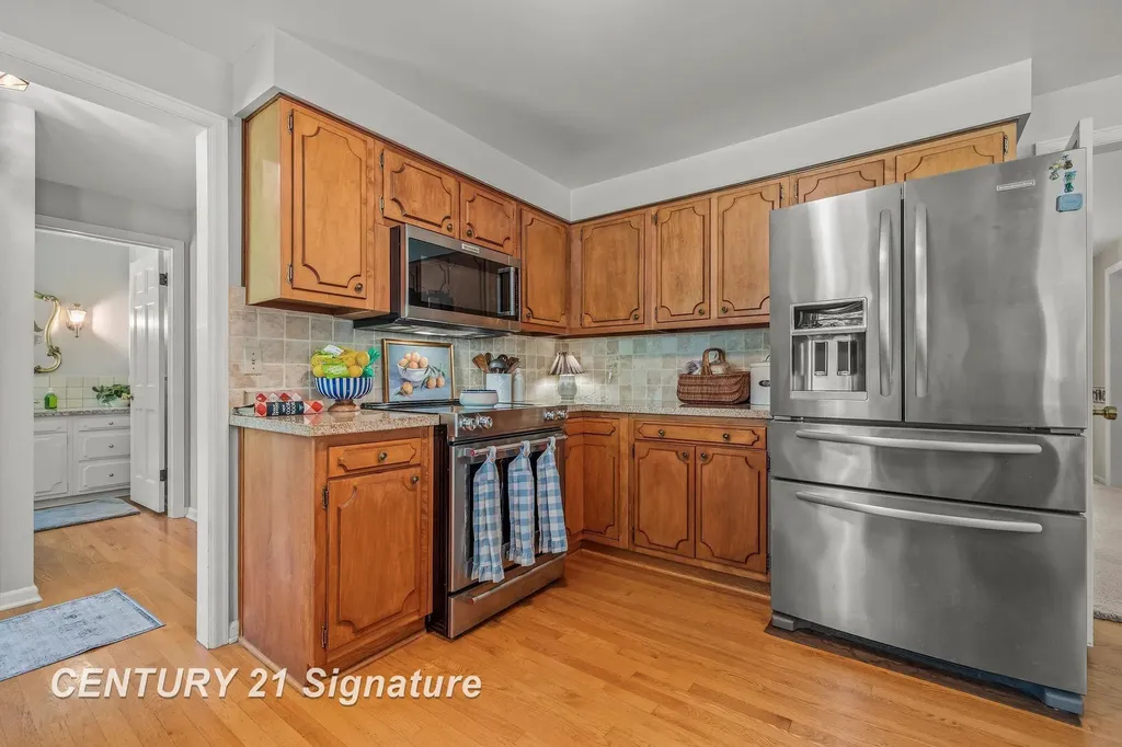 358 Somerset Road Saginaw Charter Township MI 48638