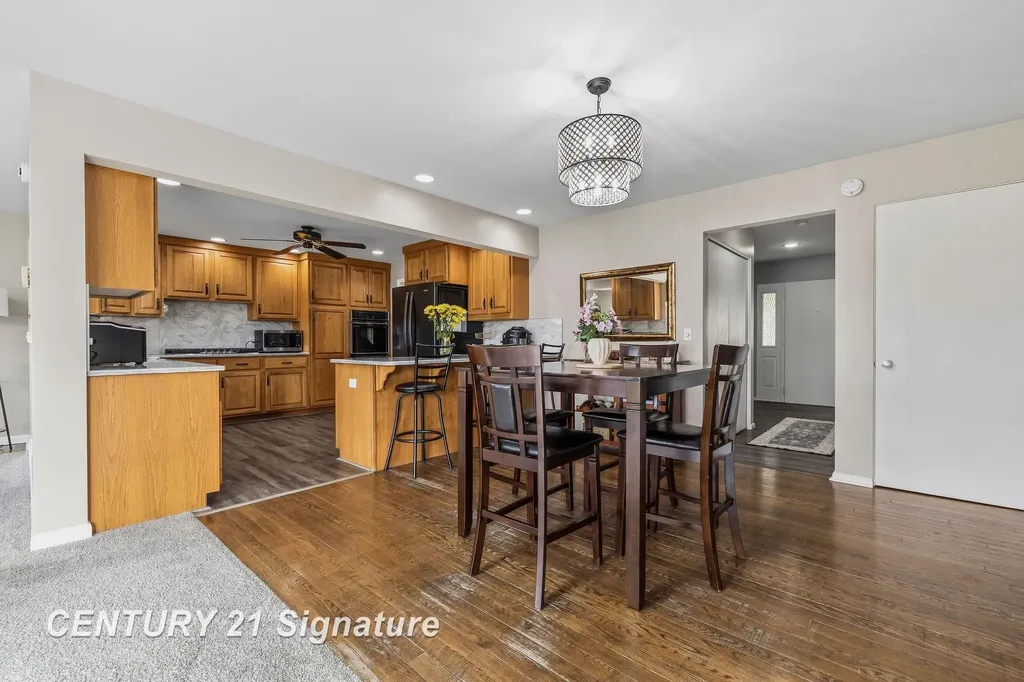 4743 Century Drive Saginaw Charter Township MI 48638