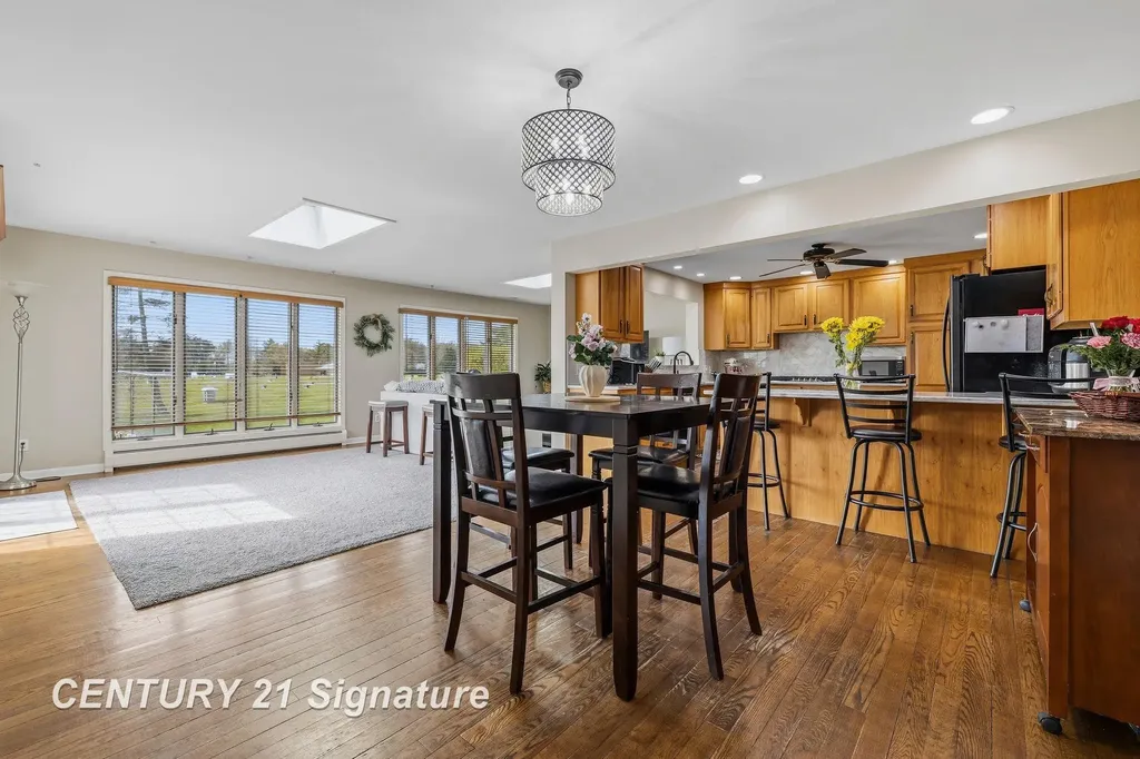 4743 Century Drive Saginaw Charter Township MI 48638