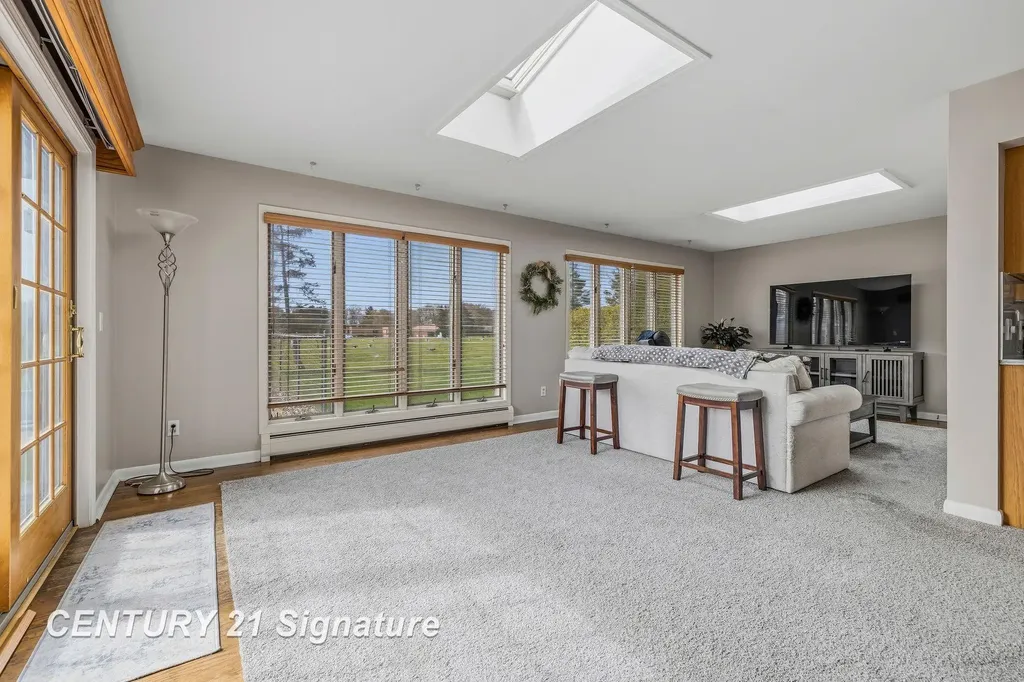 4743 Century Drive Saginaw Charter Township MI 48638