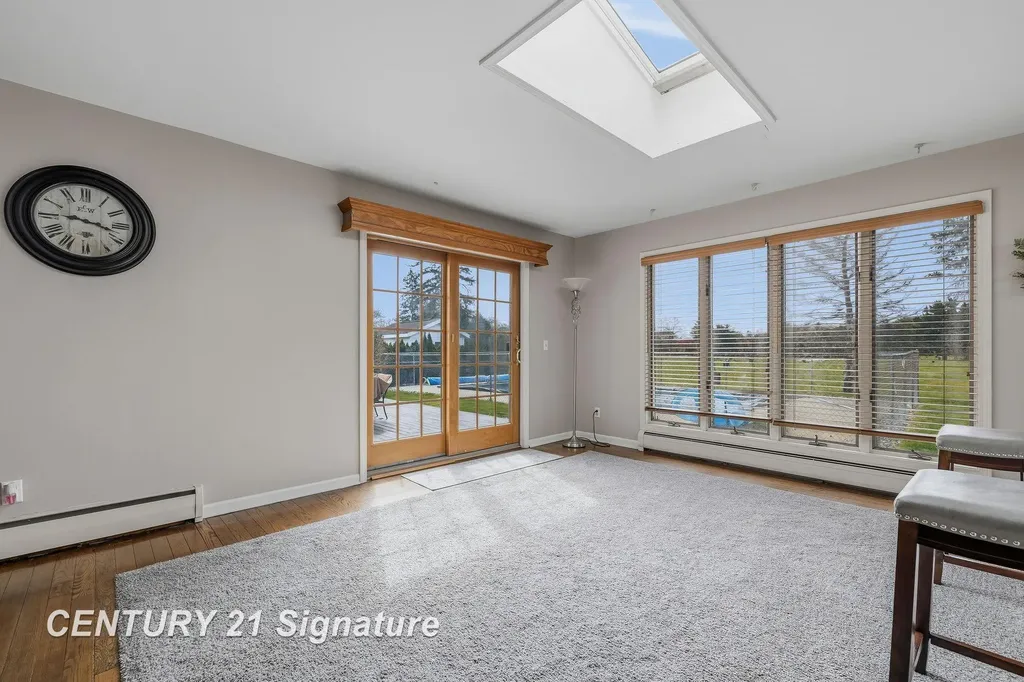4743 Century Drive Saginaw Charter Township MI 48638