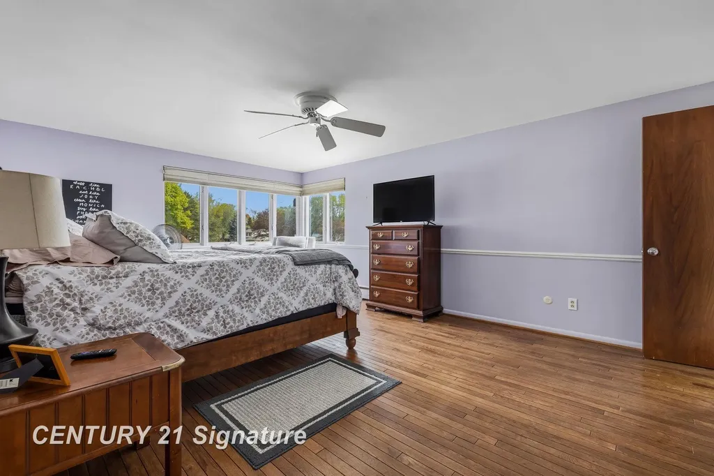 4743 Century Drive Saginaw Charter Township MI 48638