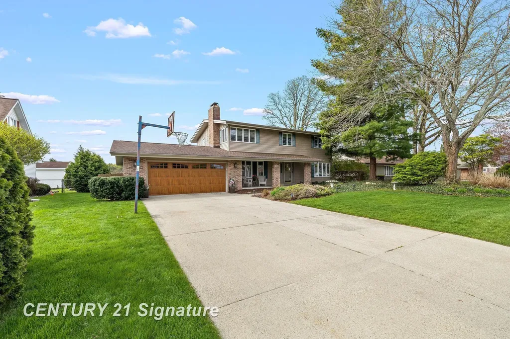 4743 Century Drive Saginaw Charter Township MI 48638