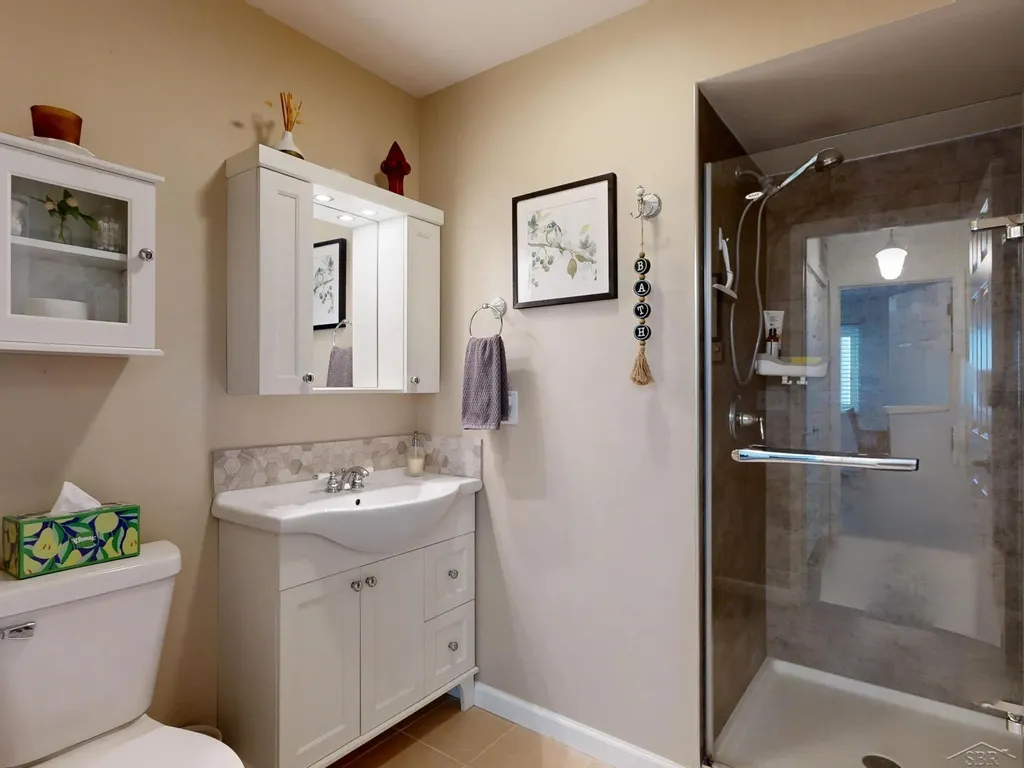 205 Kennely Road Thomas Township MI 48609