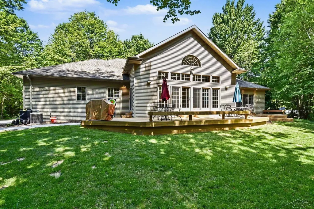 2628 Brownwood Trail Larkin Charter Township MI 48642