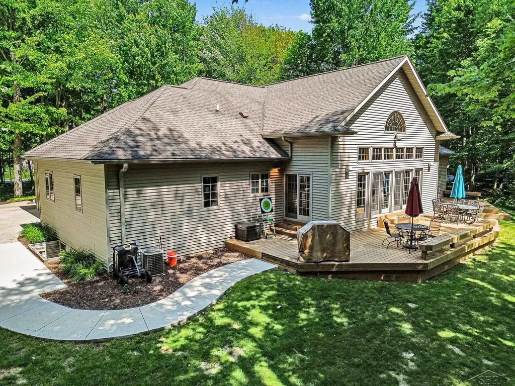 2628 Brownwood Trail Larkin Charter Township MI 48642