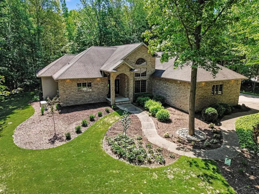 2628 Brownwood Trail Larkin Charter Township MI 48642
