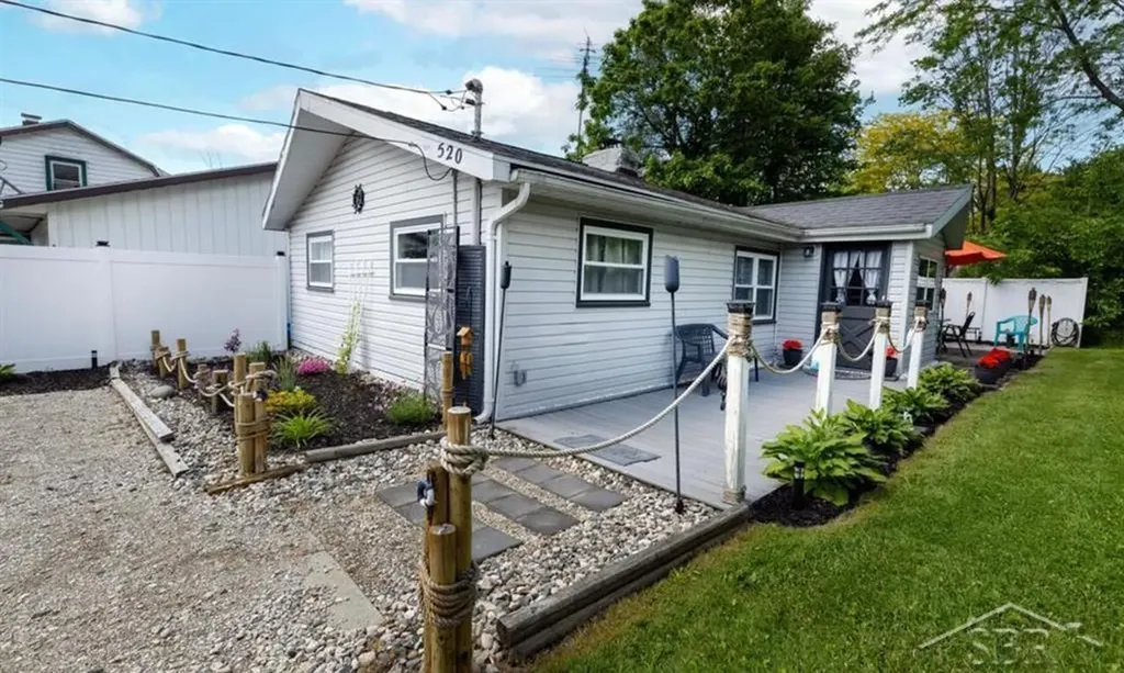 520 W Jessie Street Edenville Township MI 48657