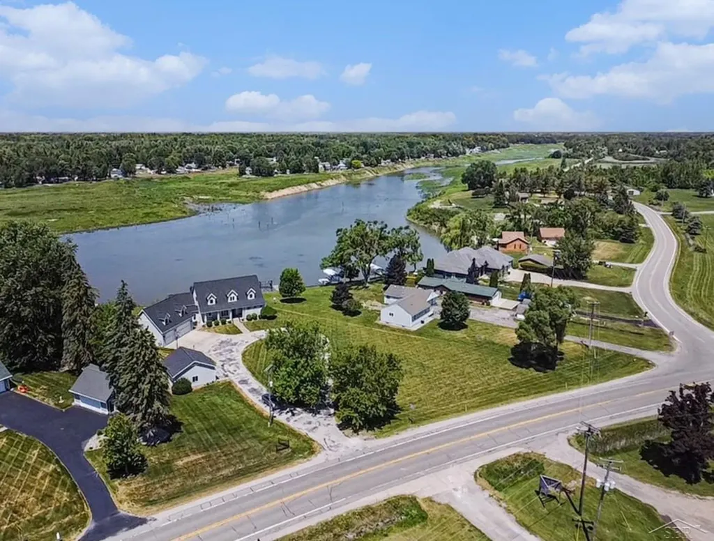 5814 M-30 Road Tobacco Township MI 48612