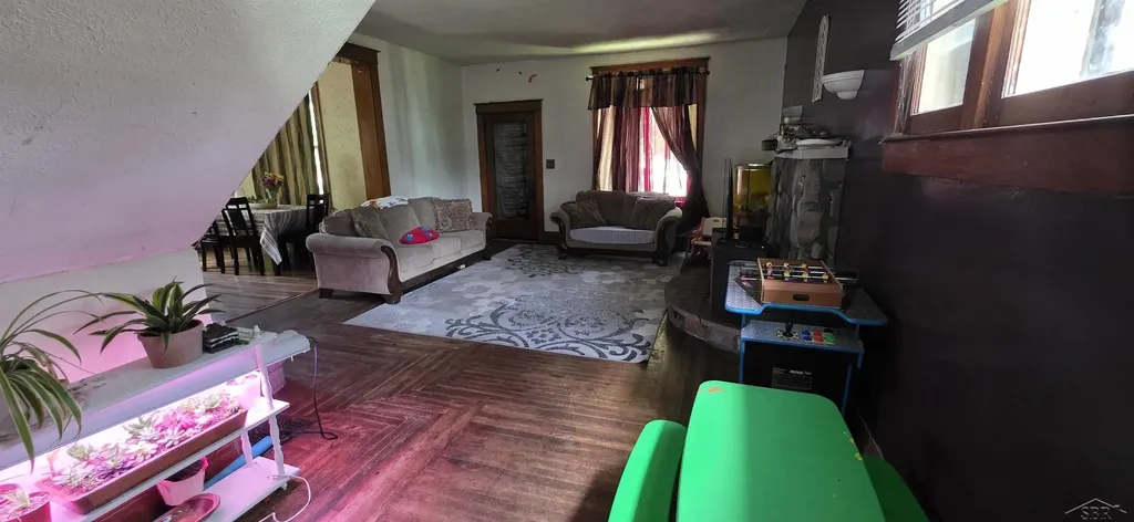 413 Waller Street Saginaw City MI 48602