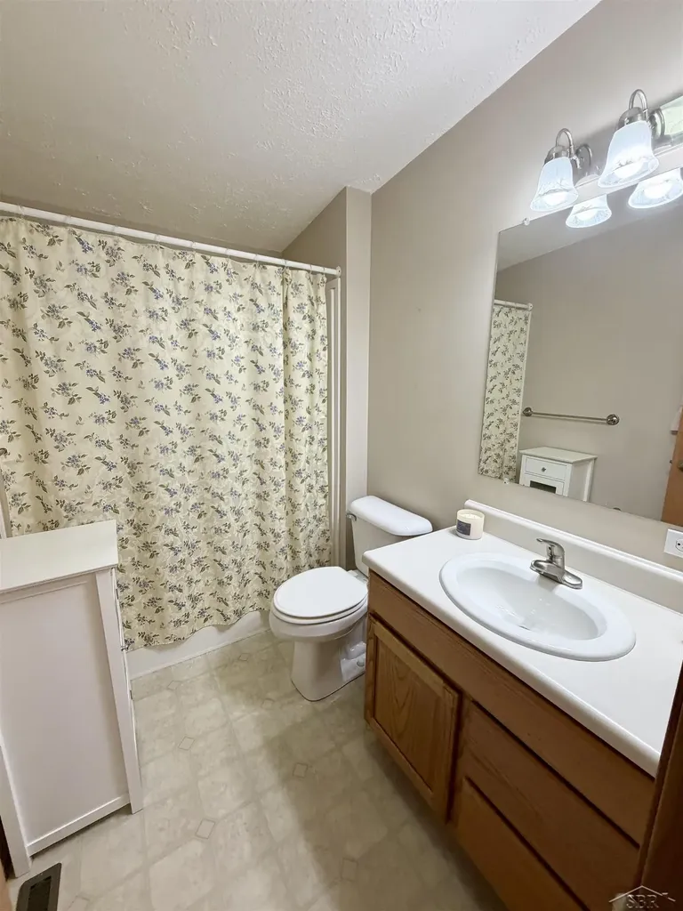 6113 Hillside Drive Moffatt Township MI 48610