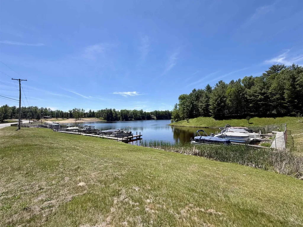 6113 Hillside Drive Moffatt Township MI 48610