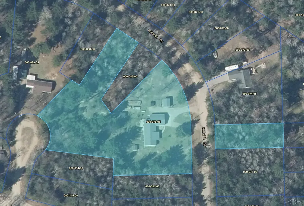 6113 Hillside Drive Moffatt Township MI 48610